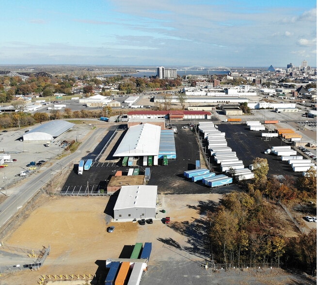 185 W McLemore Ave, Memphis, TN for sale - Building Photo - Image 2 of 15