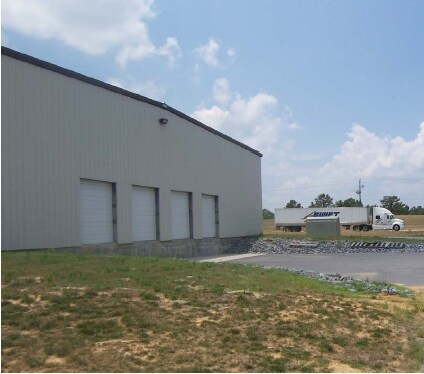 Plus de détails pour 101 Emmett Rd, Dunn, NC - Industriel à louer