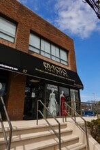 87 Glen Cove Rd, Greenvale, NY for lease Building Photo- Image 2 of 2