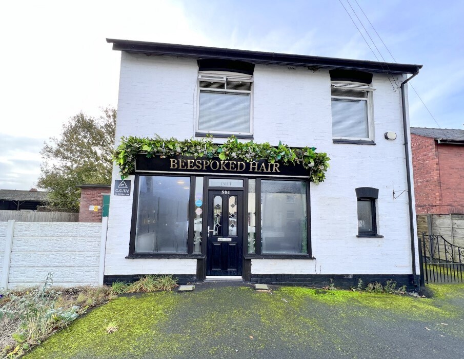 504 Wigan Rd, Manchester for sale Primary Photo- Image 1 of 11