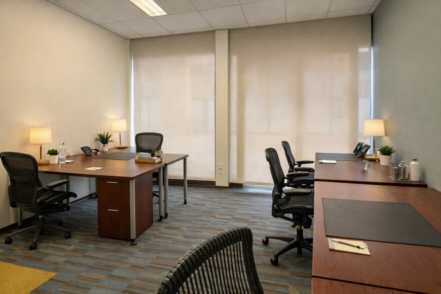 1765 Duke St, Alexandria, VA for lease - Primary Photo - Image 2 of 7