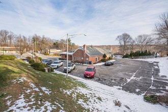 48 Sparta Ave, Sparta, NJ à louer Photo intérieure- Image 1 de 43