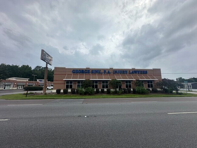 Plus de détails pour 7053 Rivers Ave, Charleston, SC - Bureau à vendre