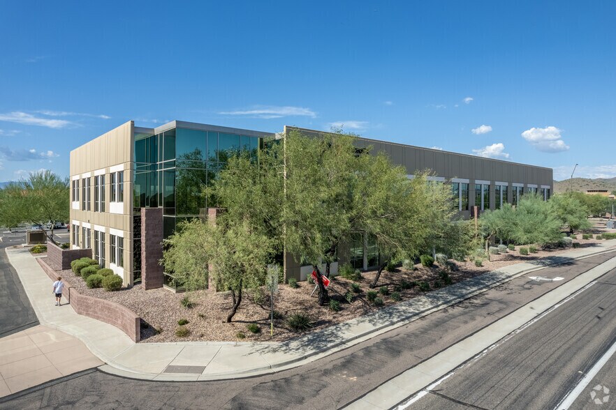 3715 W Anthem Way, Anthem, AZ à louer - Photo du bâtiment - Image 3 de 8