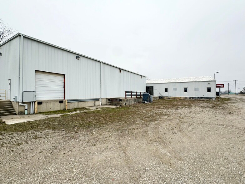 500 Commerce Dr, Lakeville, IN à louer - Photo du bâtiment - Image 3 de 18