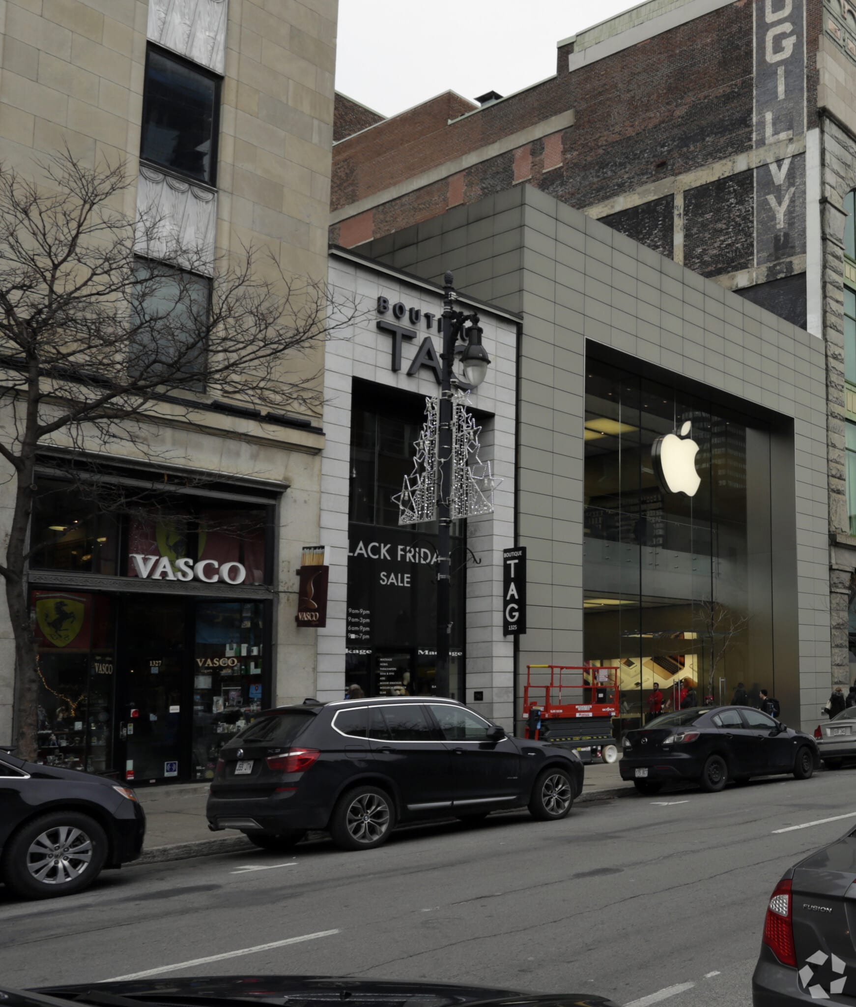 1325 Rue Sainte-Catherine O, Montréal, QC for lease Primary Photo- Image 1 of 3