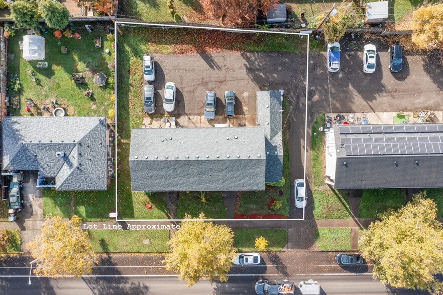 530-536 34th Ave SE, Albany, OR à vendre - Photo du bâtiment - Image 3 de 31