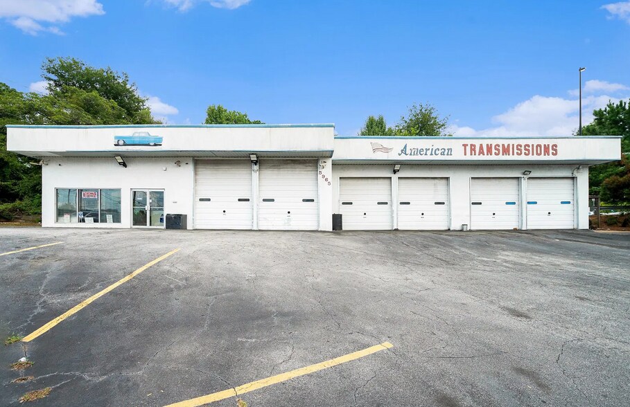 5965 Memorial Dr, Stone Mountain, GA à vendre - Photo du bâtiment - Image 1 de 11
