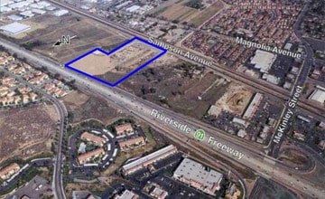 220 Crouse Dr, Corona, CA - AERIAL  map view