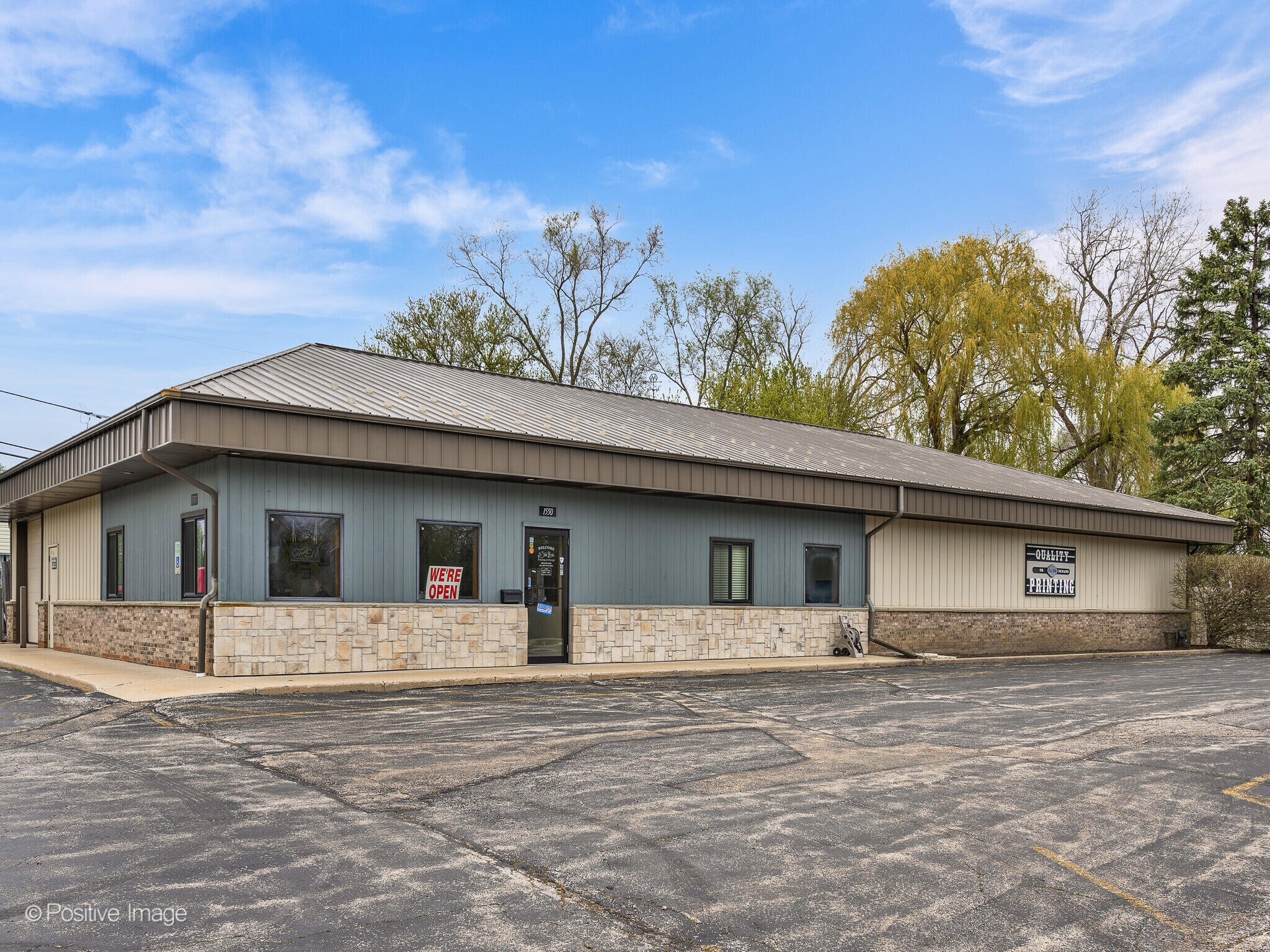 1550 Green Bay Rd, North Chicago, IL à vendre Photo du bâtiment- Image 1 de 31
