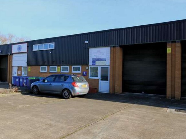 Plus de détails pour Unit 8  Lodge Rd, Staplehurst - Industriel à louer