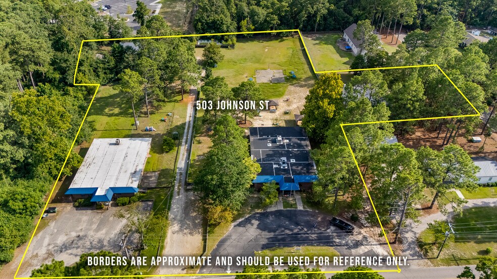 503 Johnson St, Aberdeen, NC à vendre - Photo du bâtiment - Image 3 de 52