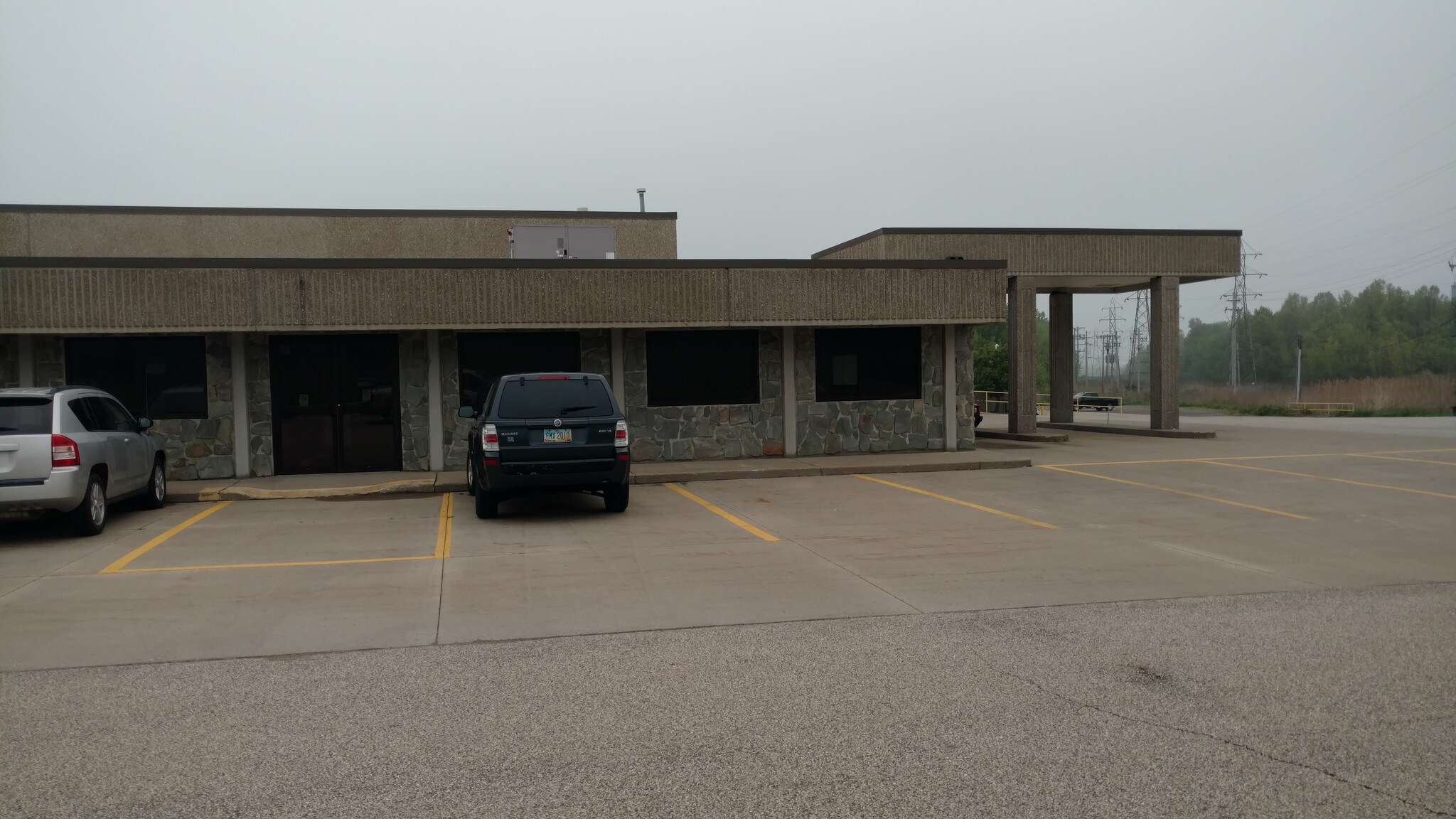 2525-2549 S Ridge Rd E, Ashtabula, OH for lease Primary Photo- Image 1 of 4