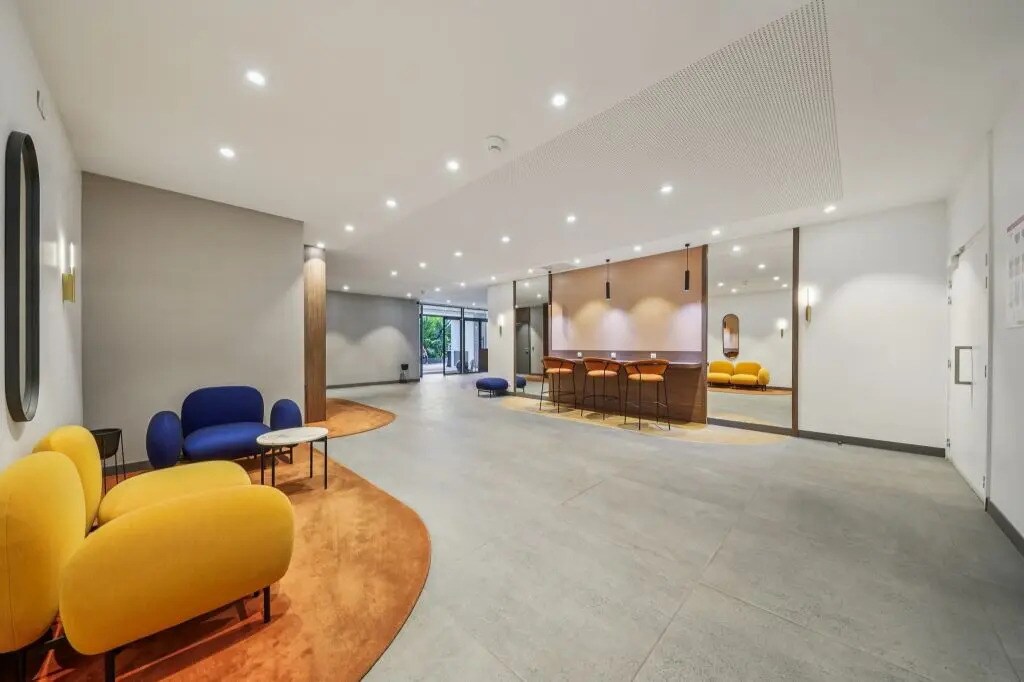 64 Rue Du Ranelagh, Paris à louer Photo du bâtiment- Image 1 de 14