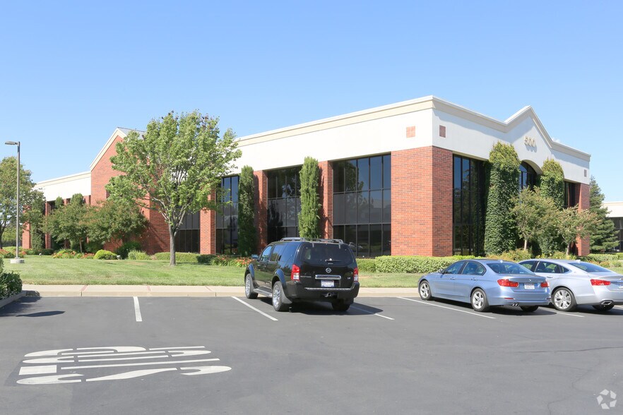 500 Chadbourne Rd, Fairfield, CA à vendre - Photo du bâtiment - Image 2 de 10