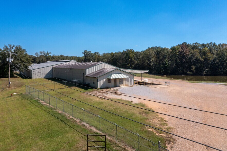 1485 Industrial Dr, Bolton, MS à louer - Photo du bâtiment - Image 3 de 15