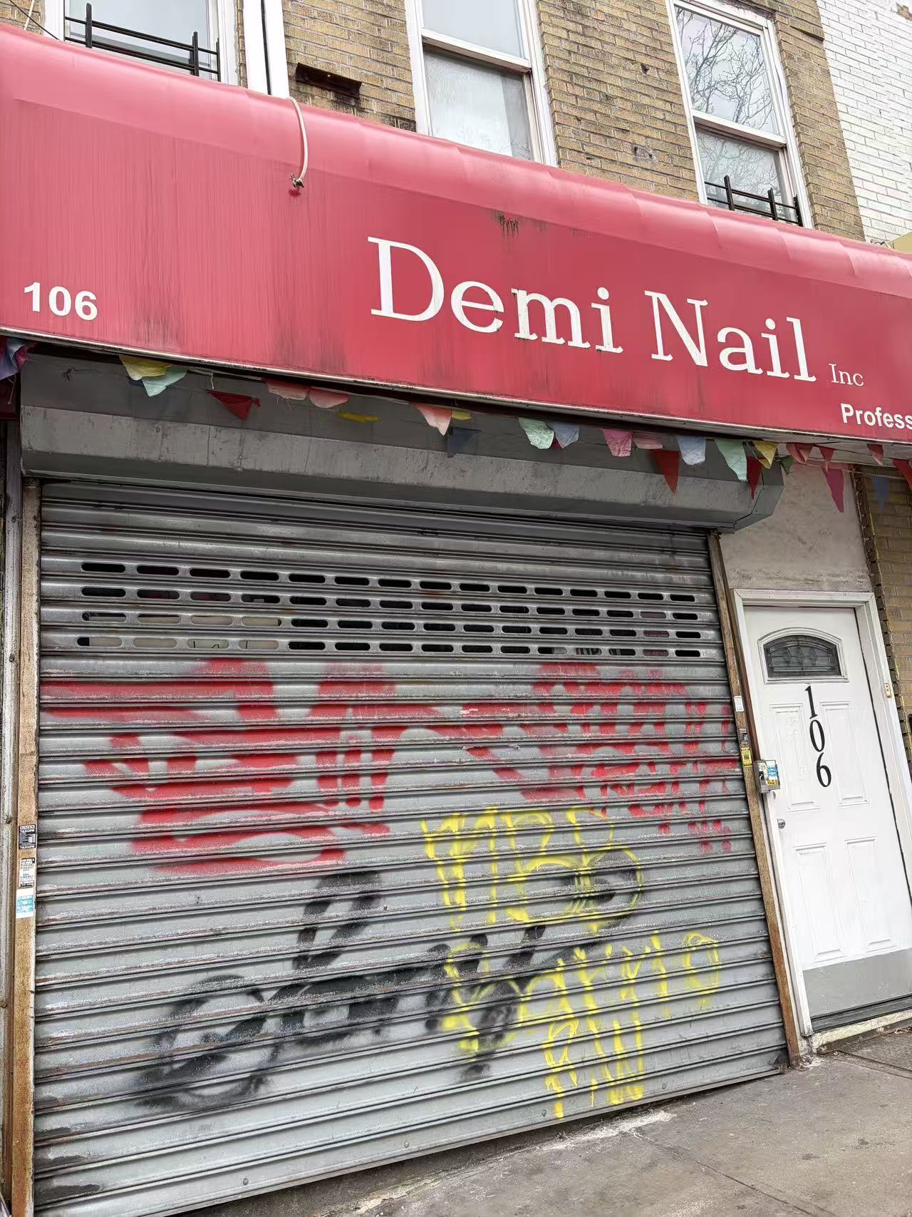 106 Victory Blvd, Staten Island, NY for lease Primary Photo- Image 1 of 8