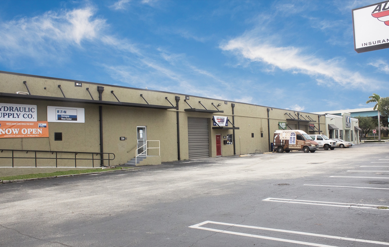 7200-7206 NW 25th St, Miami, FL for lease Interior Photo- Image 1 of 1