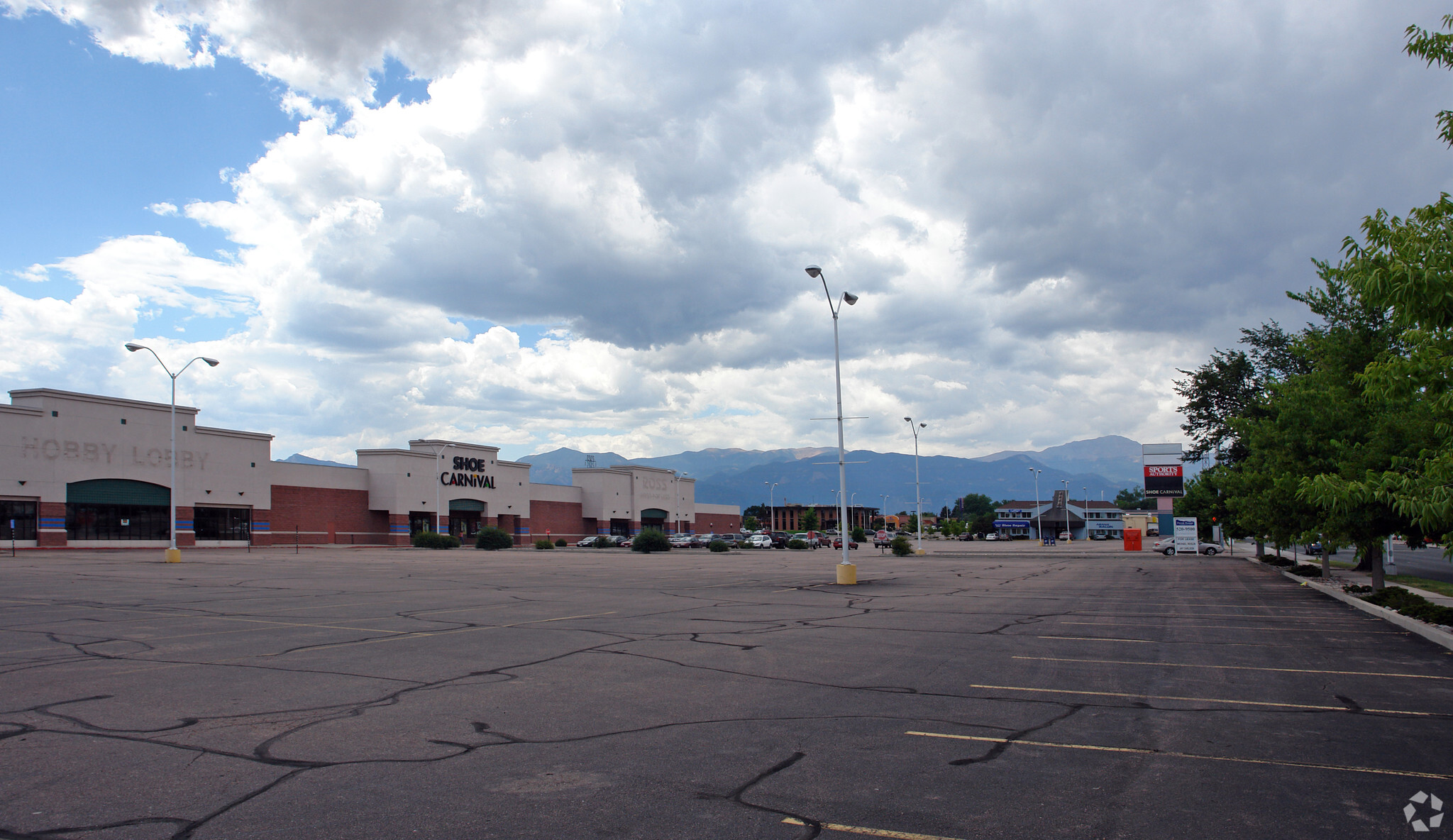 1305-1409 N Academy Blvd, Colorado Springs, CO for lease Primary Photo- Image 1 of 15