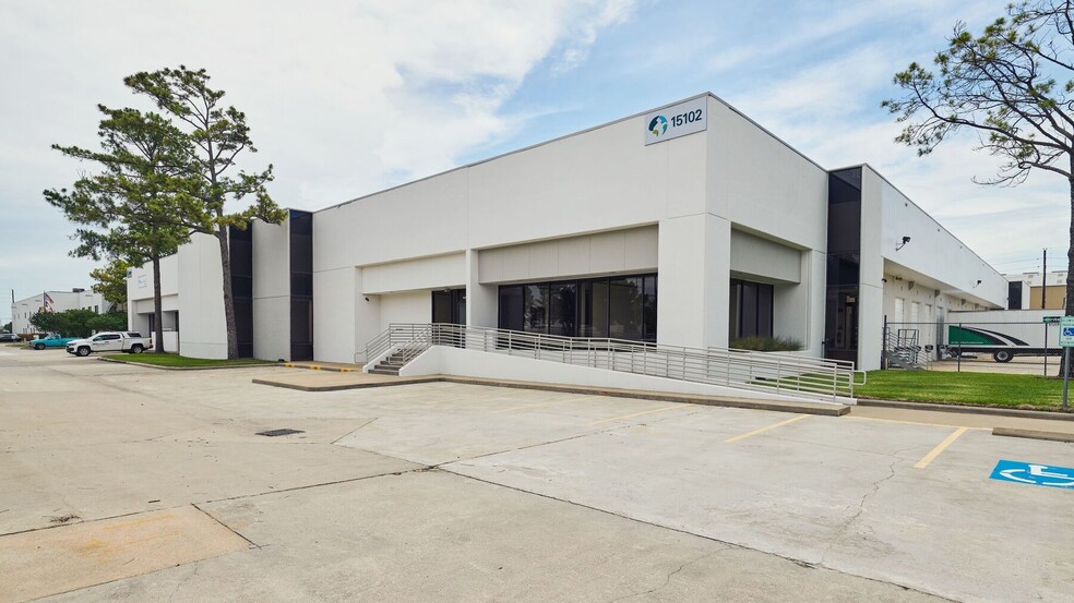 10333 Papalote St, Houston, TX for lease - Building Photo - Image 1 of 8