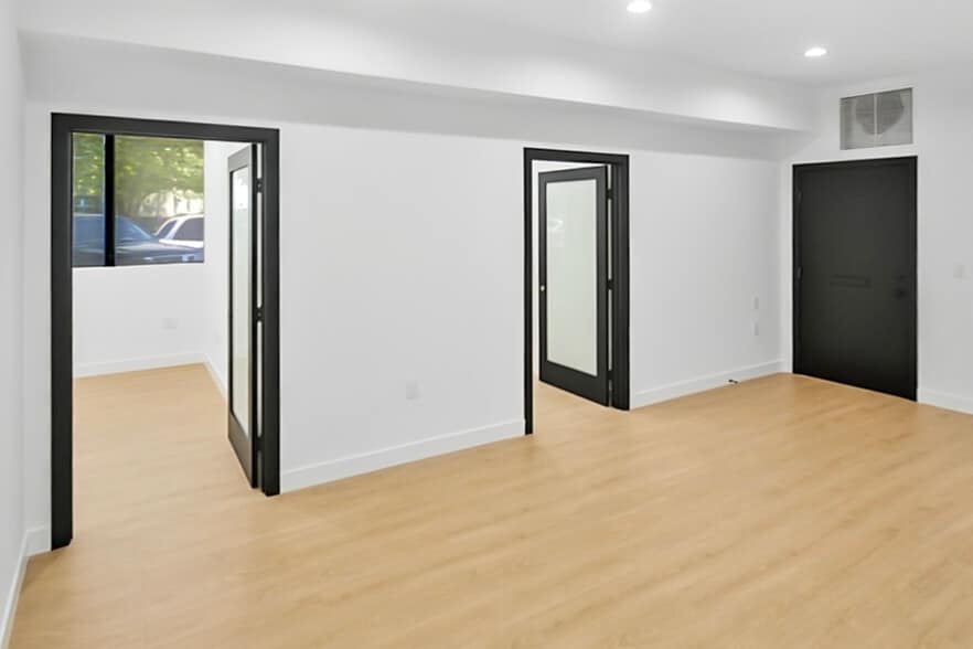 14852 Ventura Blvd, Sherman Oaks, CA à louer - Photo intérieure - Image 2 de 8