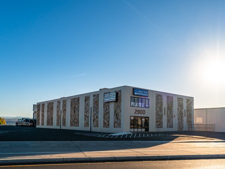 2920-2920 Mill St, Reno, NV à louer - Photo du bâtiment - Image 2 de 10