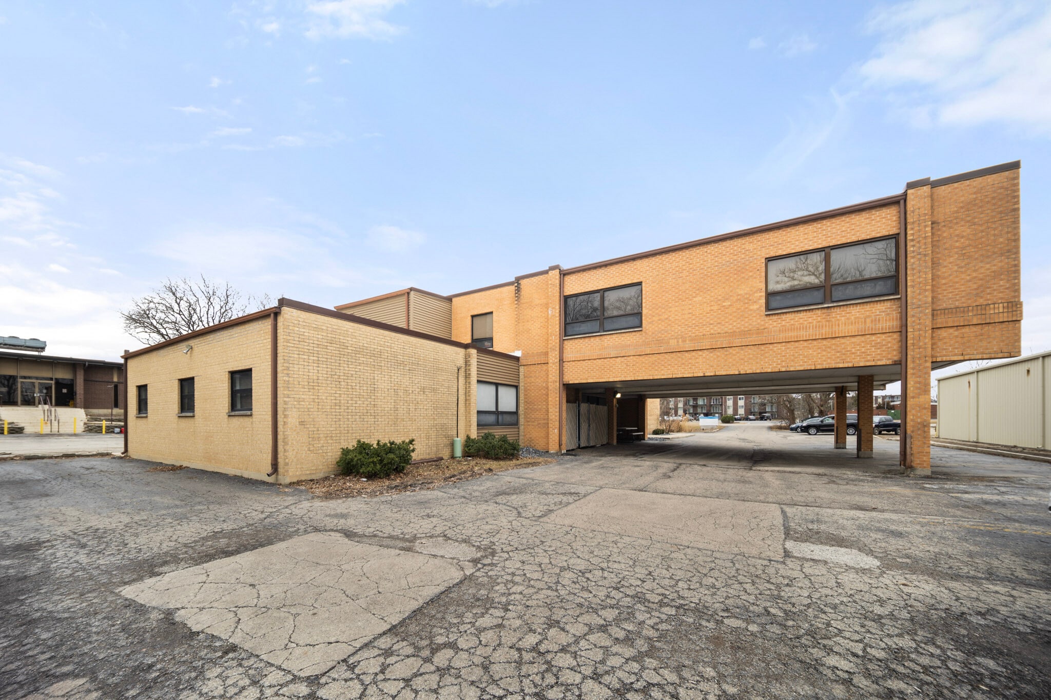 5413 Walnut Ave, Downers Grove, IL for lease Interior Photo- Image 1 of 28