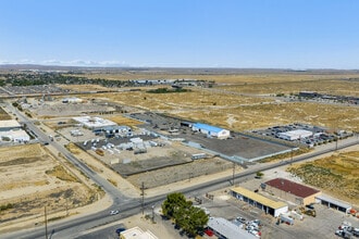 45761 Division St, Lancaster, CA - Aerial map view