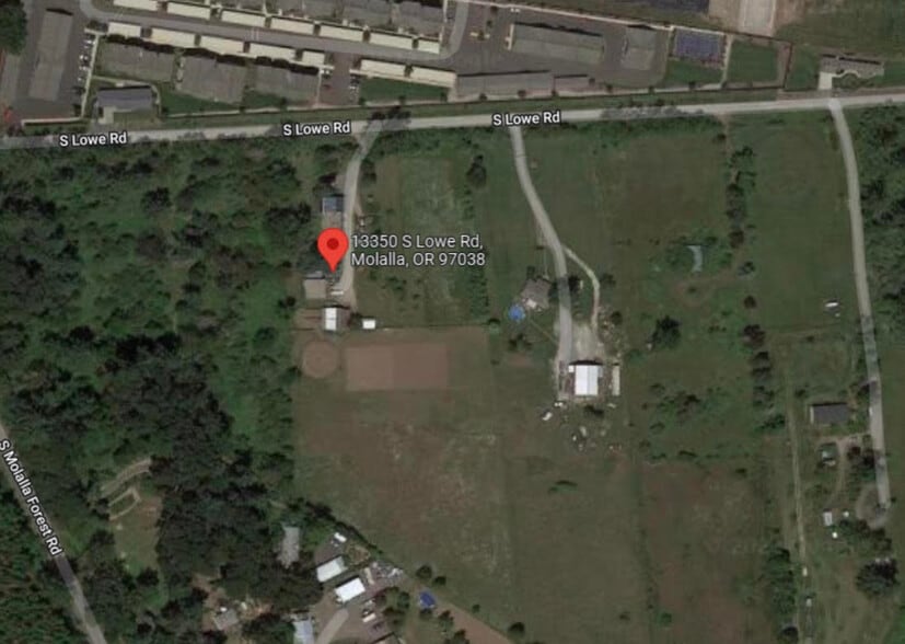 13350 S Lowe Rd, Molalla, OR à vendre - Photo du bâtiment - Image 2 de 3