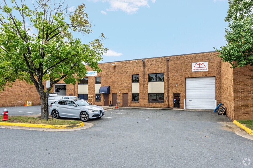 5712 General Washington Dr, Alexandria, VA à vendre - Photo principale - Image 1 de 5