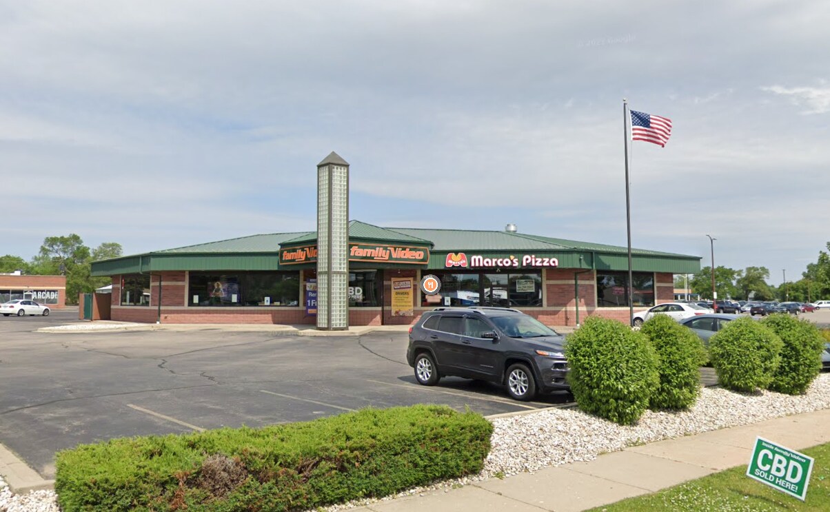 1950 Center Ave, Janesville, WI for lease Building Photo- Image 1 of 3
