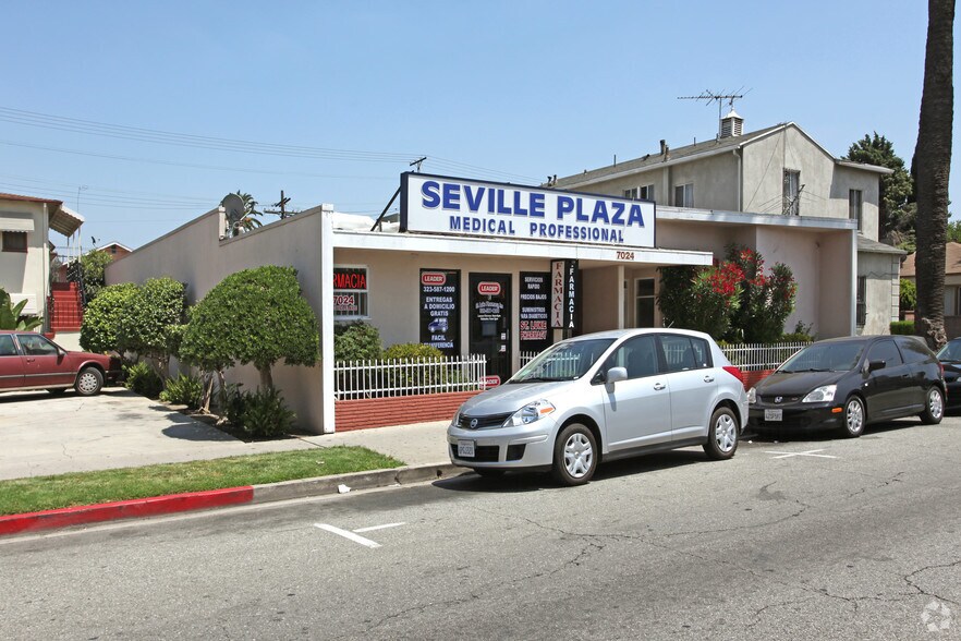 7024 Seville Ave, Huntington Park, CA for lease - Primary Photo - Image 1 of 5