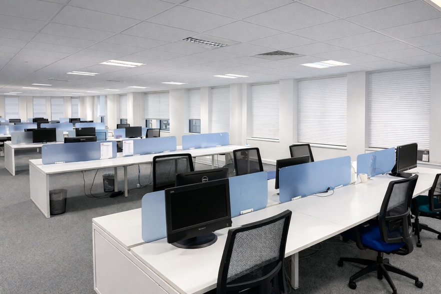 40 Churchgate, Bolton for lease - Building Photo - Image 3 of 16