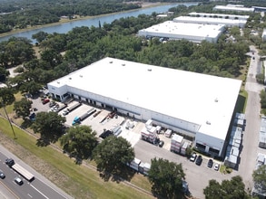 8600-8655 Elm Fair Blvd, Tampa, FL à louer Photo intérieure- Image 1 de 7