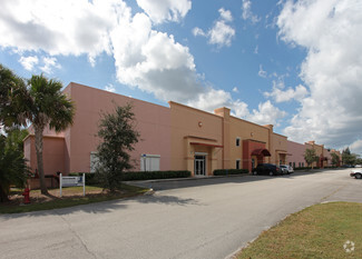 Plus de détails pour 801-821 S Kings Hwy, Fort Pierce, FL - Industriel à louer