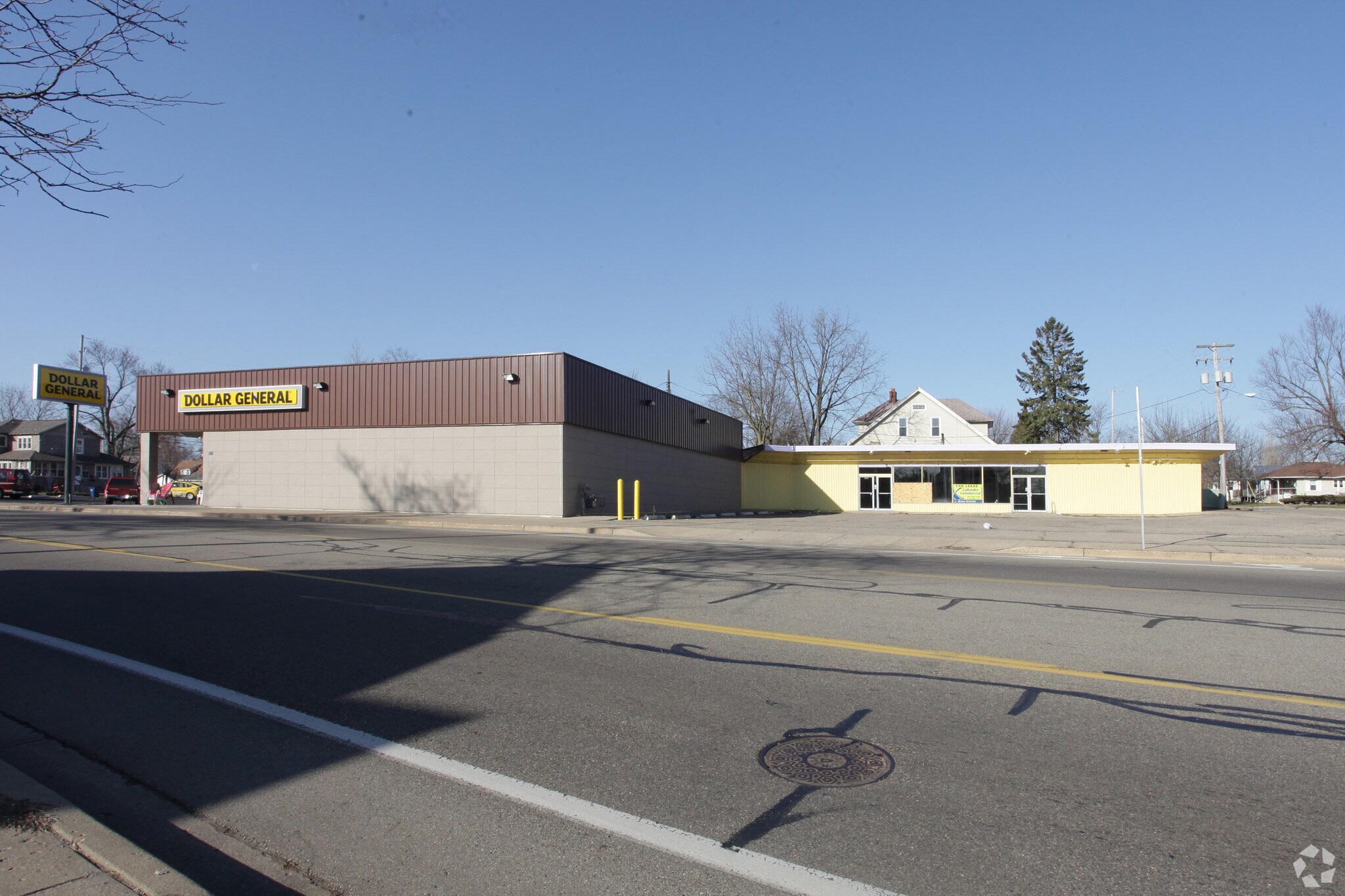 588 Capital Ave SW, Battle Creek, MI for lease Primary Photo- Image 1 of 15