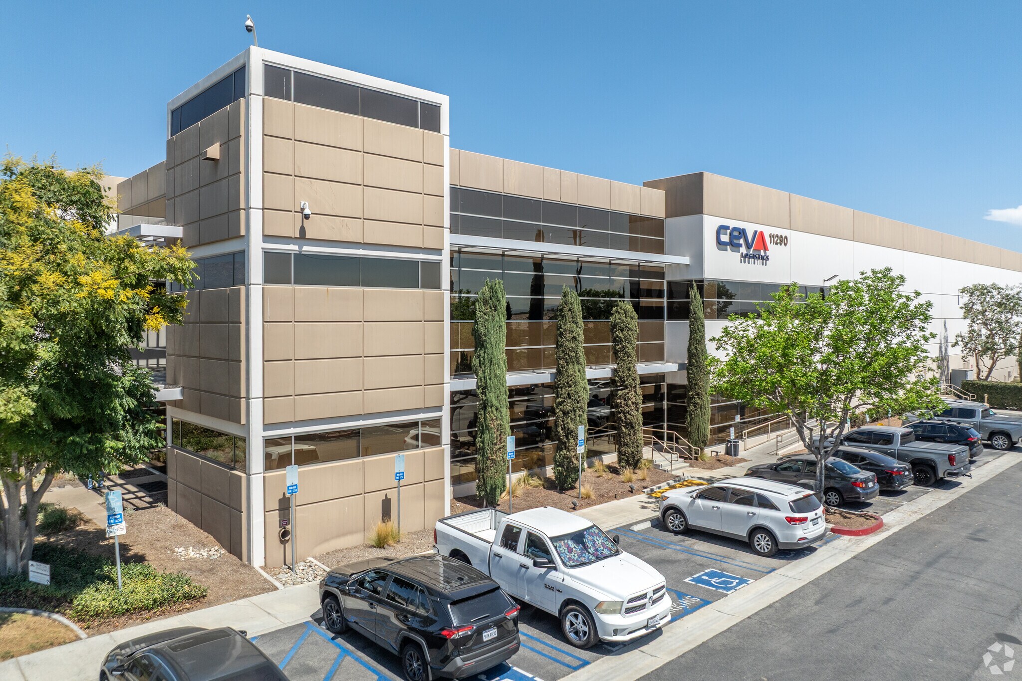 11290 Cantu Galleano Ranch Rd, Jurupa Valley, CA for lease Primary Photo- Image 1 of 5