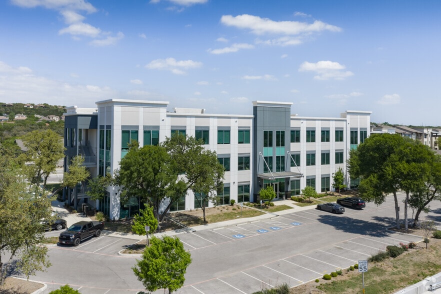 3239 N Loop 1604, San Antonio, TX for lease - Building Photo - Image 1 of 14