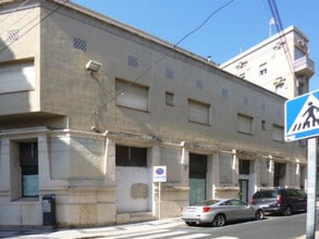 Retail in Tortosa, Tarragona for lease Building Photo- Image 1 of 3