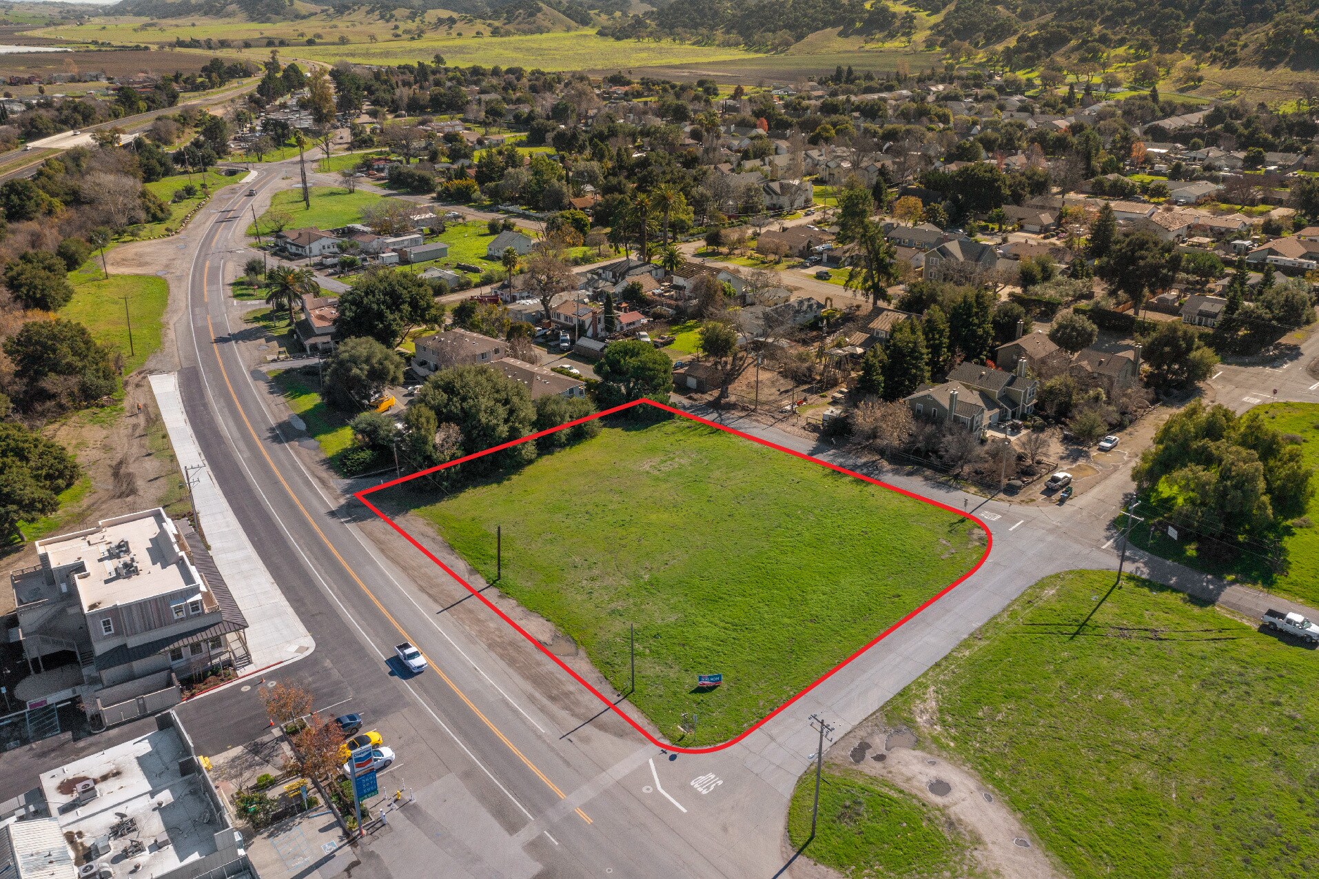 230 Augusta St, Los Alamos, CA for sale Primary Photo- Image 1 of 8
