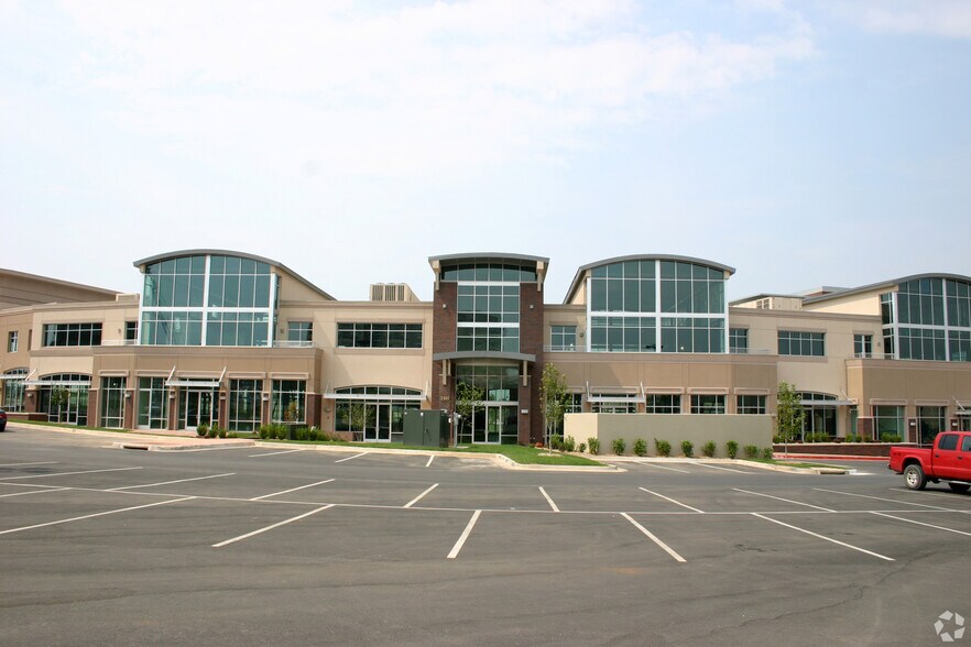 3301 Market St, Rogers, AR à louer - Photo du bâtiment - Image 2 de 4