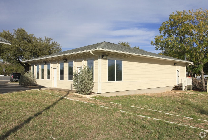 3607 Ranch Road 620 N, Austin, TX à louer - Photo du bâtiment - Image 2 de 18