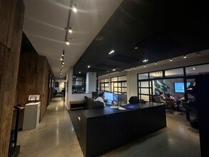 1643 N Milwaukee Ave, Chicago, IL for lease Interior Photo- Image 2 of 4