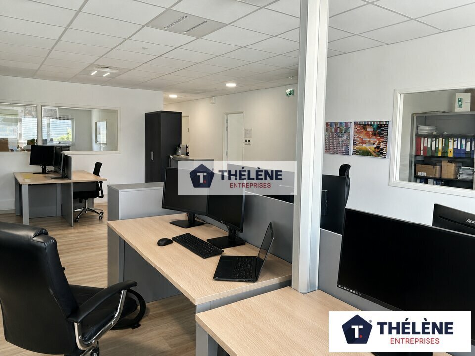 Office in Saint-Jean-de-Védas for lease Interior Photo- Image 1 of 12