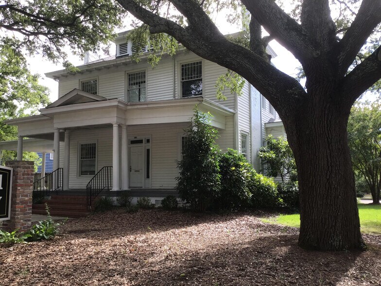 509 Nash St W, Wilson, NC à vendre - Photo du bâtiment - Image 2 de 47