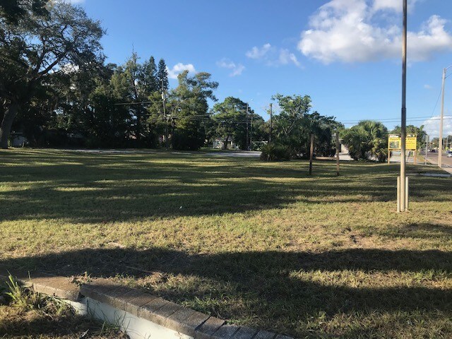 2025 Dr Martin Luther King Jr St S, Saint Petersburg, FL à vendre Photo principale- Image 1 de 10