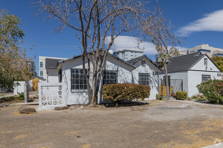 530 S 7th St, Las Vegas, NV for lease - Primary Photo - Image 3 of 96