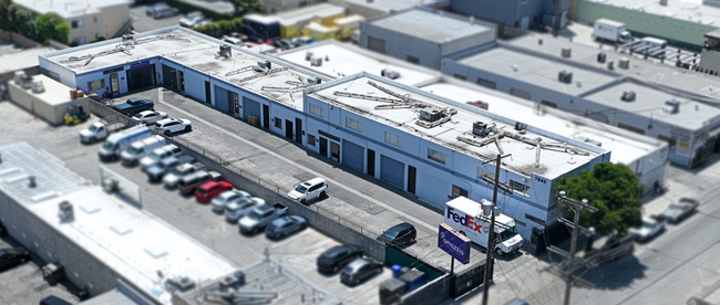 Plus de détails pour 7040 Darby Ave, Reseda, CA - Industriel à vendre