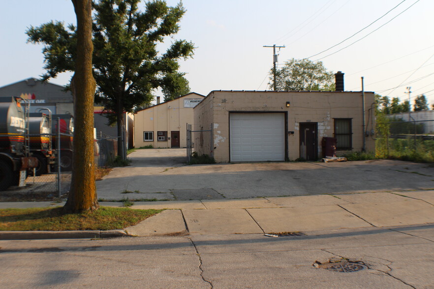 2845 W Stark St, Milwaukee, WI à vendre - Photo du bâtiment - Image 1 de 1