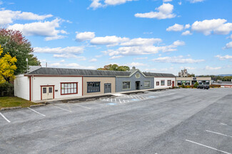 More details for 3619 Simpson Ferry Rd, Camp Hill, PA - Retail for Lease